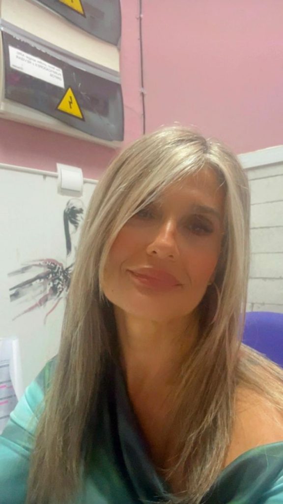 Victoria Profesora Victoria Cortés